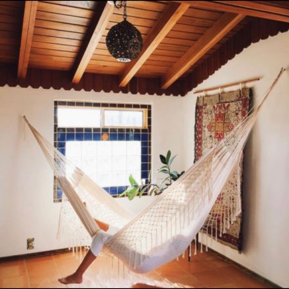 Anthropologie hand crocheted hammock - Picture 2 of 4
